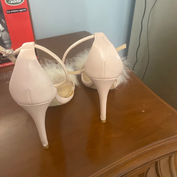 Barbie Steve Madden Scarlett Pink Fur Heel - Picture 4 of 4